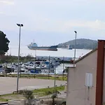 Grgas-tucilo Lägenhet