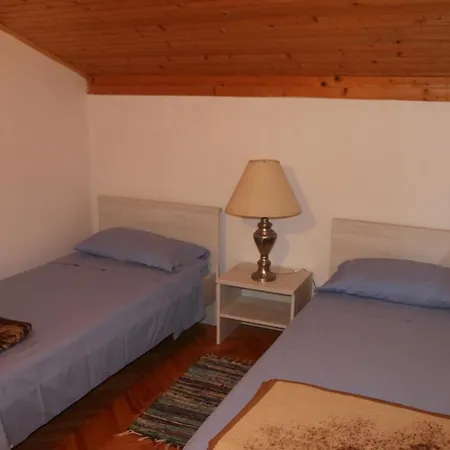 Grgas-tucilo Daire *