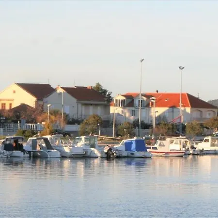 Grgas-tucilo Апартаменты *