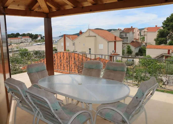 Grgas-tucilo Apartamento