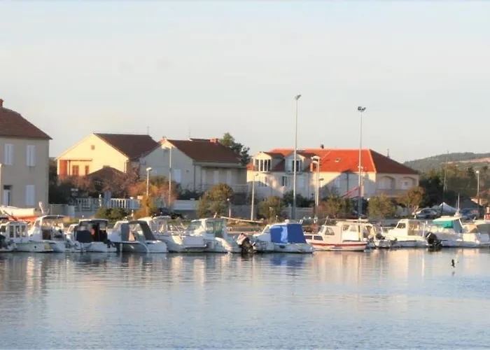 Grgas-tucilo Apartament *